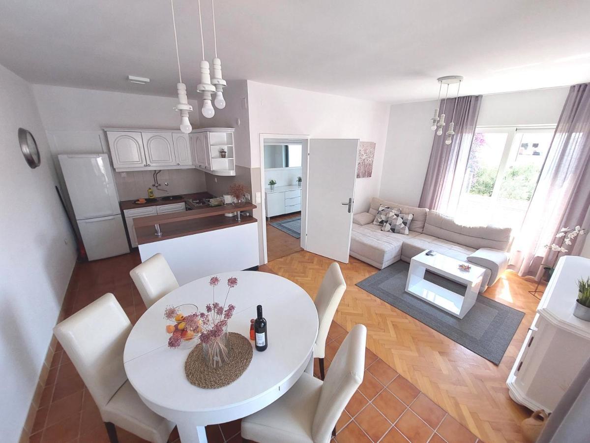 Gulin Apartments ヴォディツェ エクステリア 写真